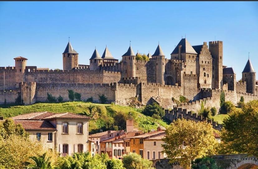Gite Au Pied De La Cite Medievale - Le 127 Carcassonne Eksteriør billede